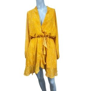 NWT Alexia Admor  Yellow Paisley Kathlyn Dress 4 Ruffled‎ Accent Mini